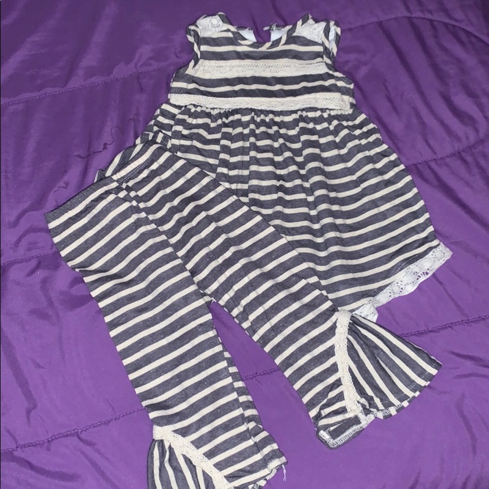 Isabella & Chloe 2-piece